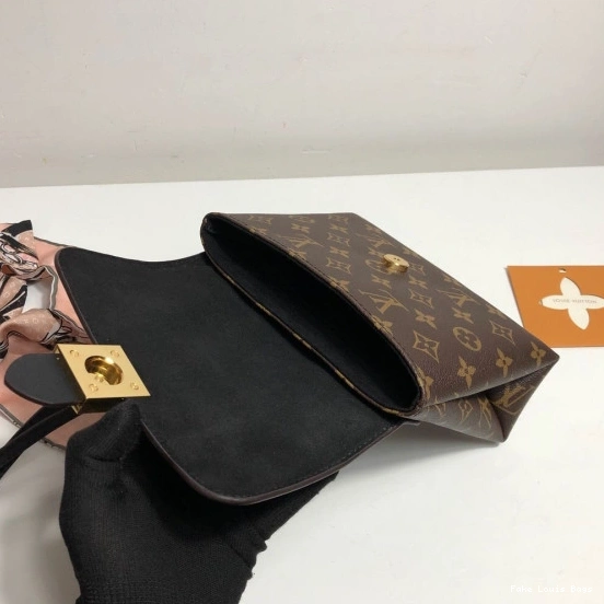 Repzbay VUITTON LOUIS LOCKY BB 0713